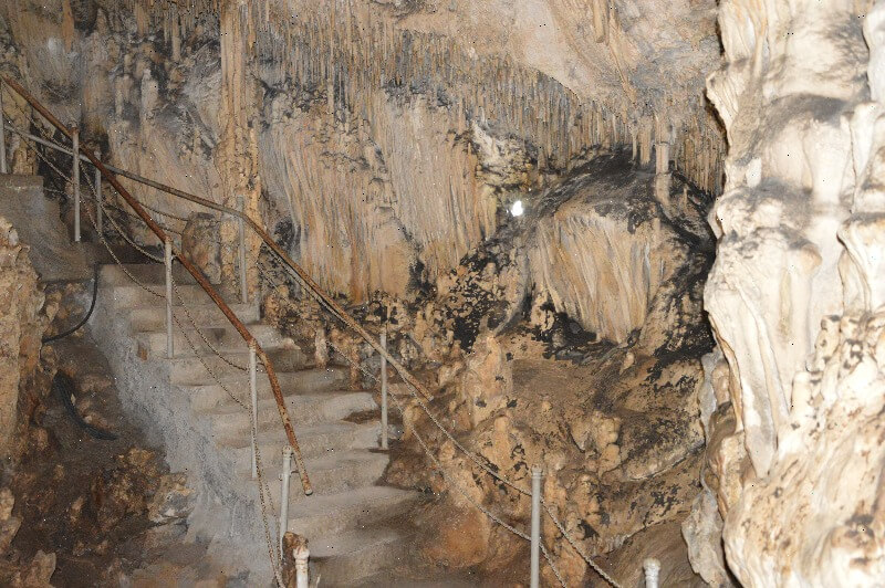 Keloğlan Mağarası