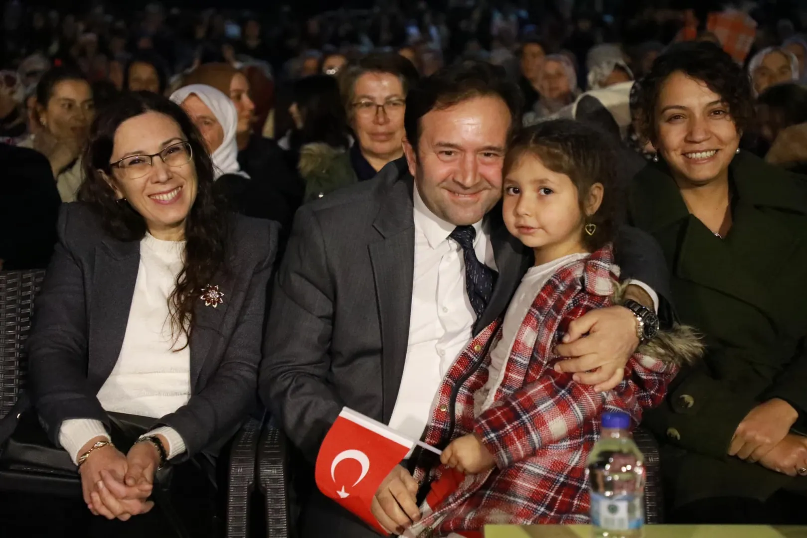 Başkan Yıldırım Alaattin'de Hemşehrilerinin Cumhuriyet Coşkusuna Ortak Oldu
