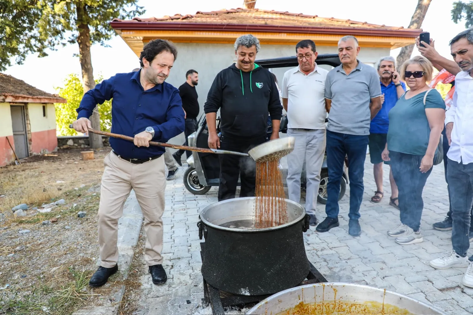 Başkan Yıldırım Üzüm Şenliğine Katıldı!