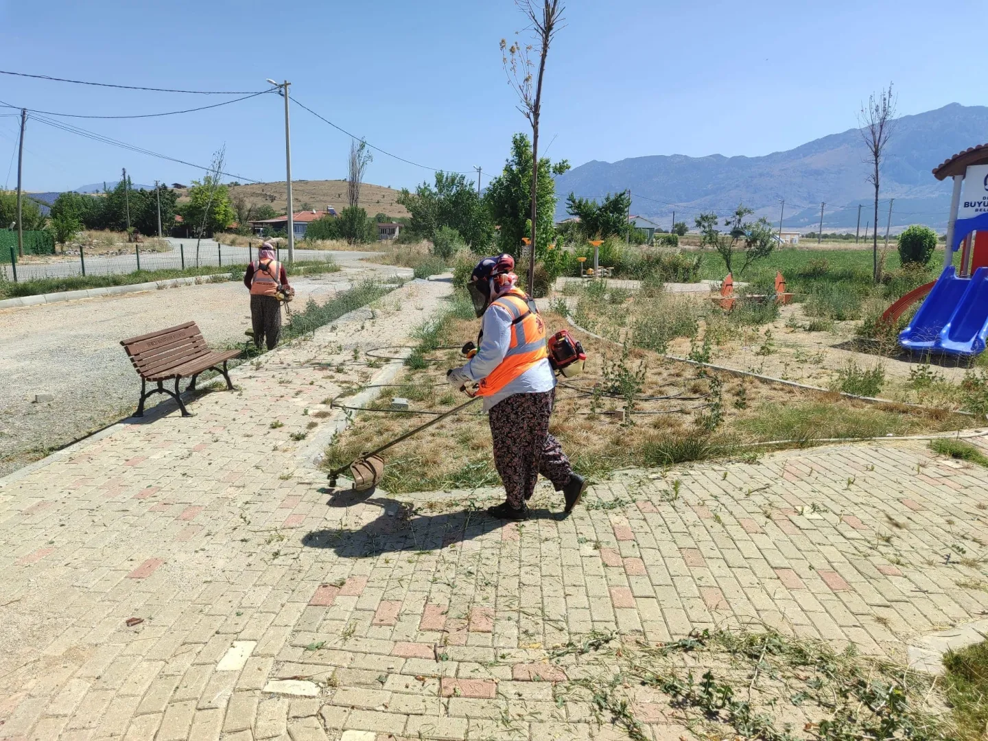 Parklar Daha da Güzelleşiyor