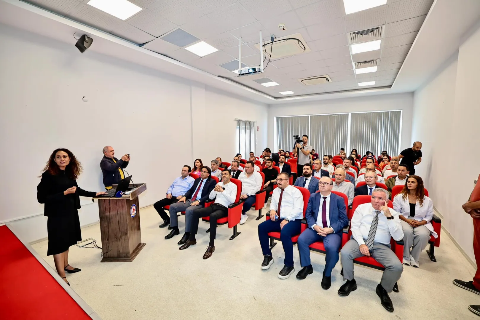 T.C. Acıpayam Belediyesi Kısırlaştırmada İlk Sırada!